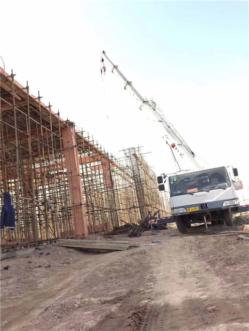 资兴市吊车作业的安全注意事项有哪些？